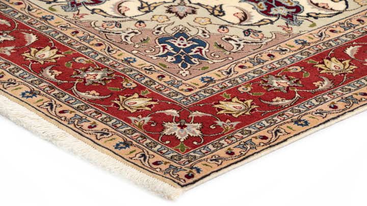 5' 1 x 6' 6 Tabriz Rug