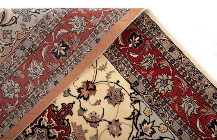 5' 1 x 6' 10 Tabriz Rug