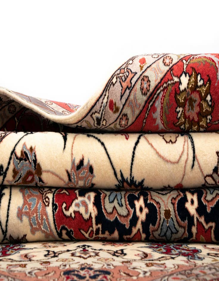 Detail image of 5' x 6' 9 Tabriz Rug