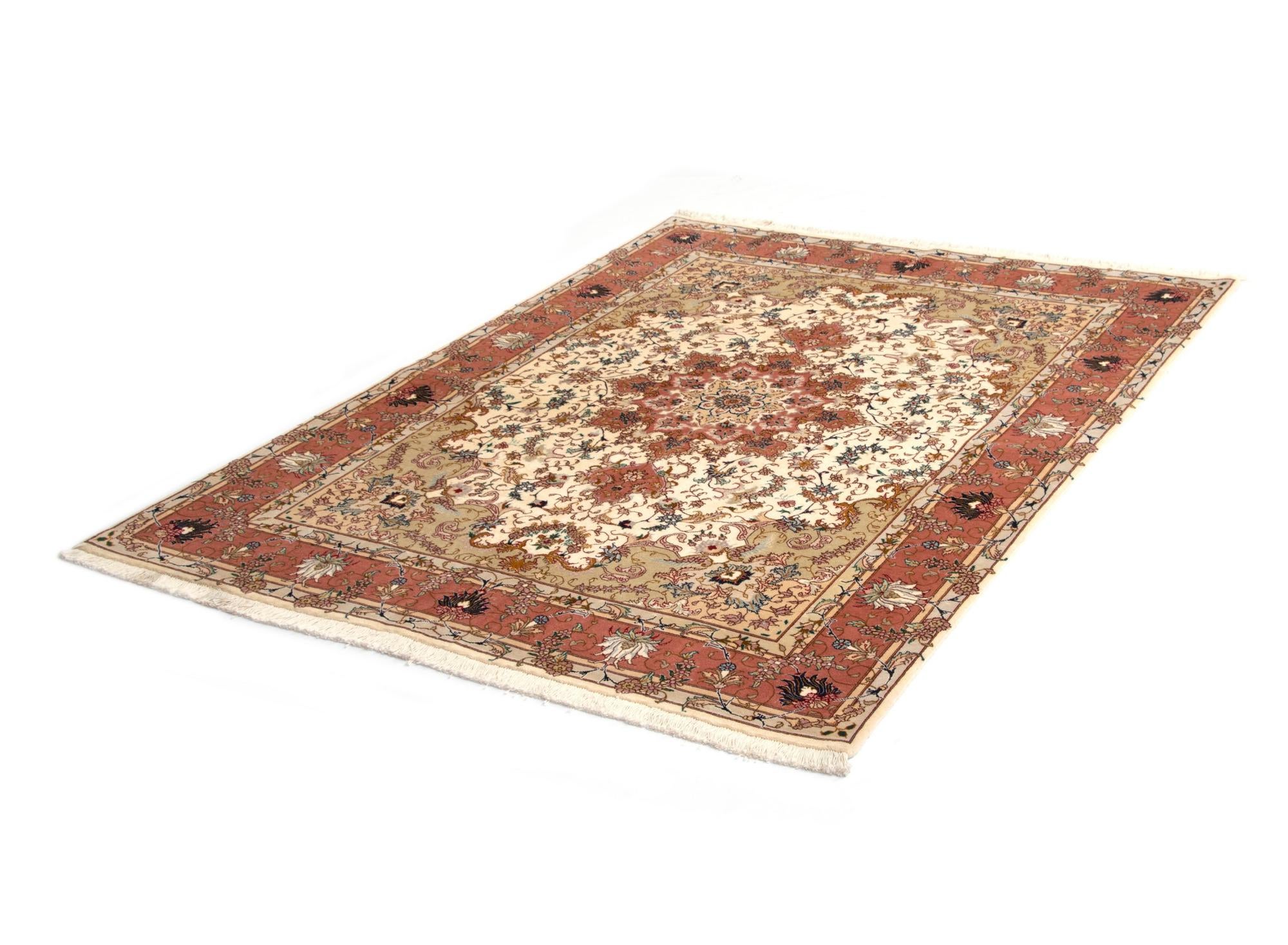 5' x 6' 9 Tabriz Rug