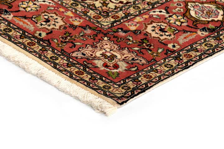 5' x 6' 11 Tabriz Rug