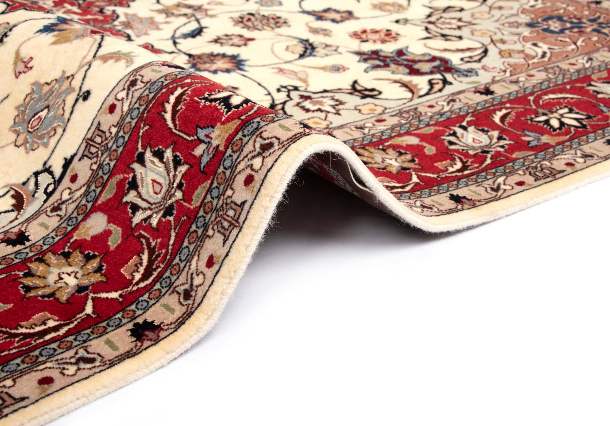 4' 11 x 6' 6 Tabriz Rug