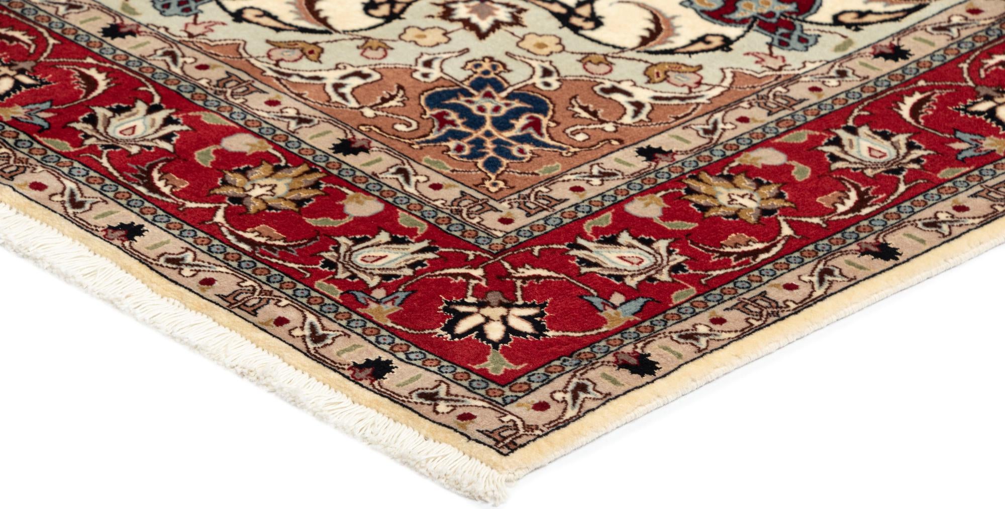 4' 11 x 6' 6 Tabriz Rug
