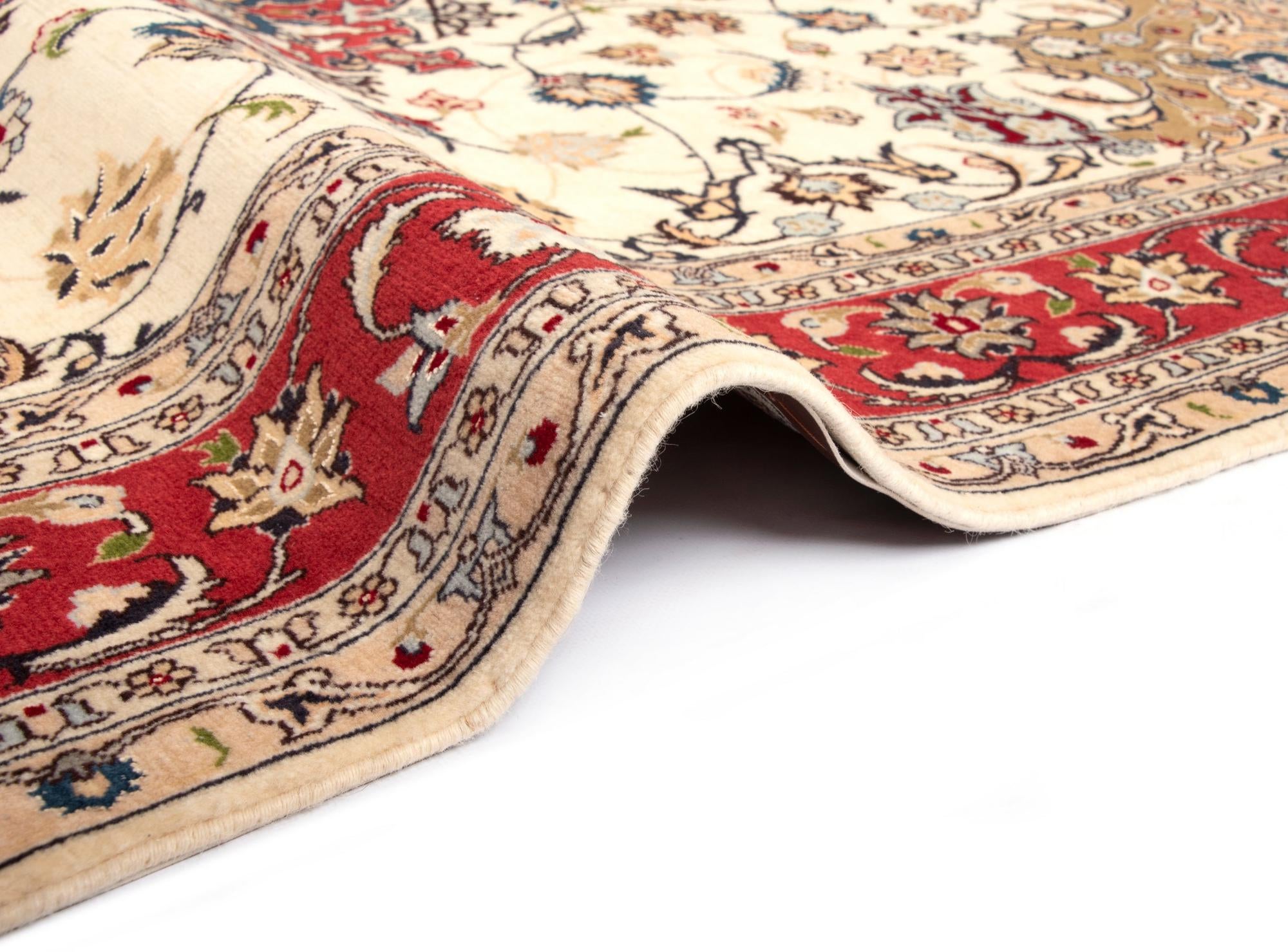 5' x 6' 8 Tabriz Rug
