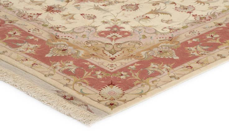 Detail image of 4' 11 x 7' 5 Tabriz Rug