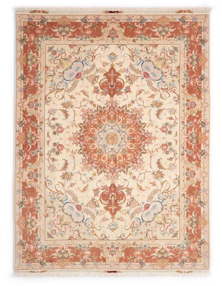 Detail image of 5' x 7' 1 Tabriz Rug