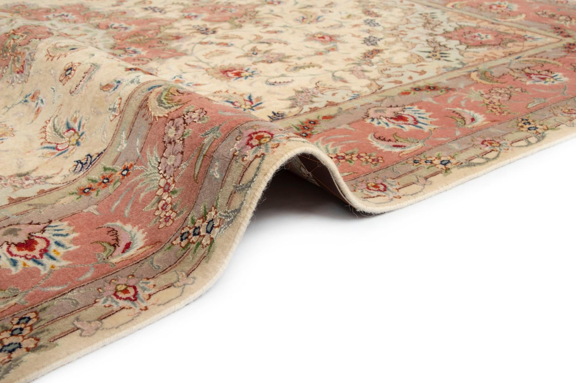 4' 11 x 6' 11 Tabriz Rug