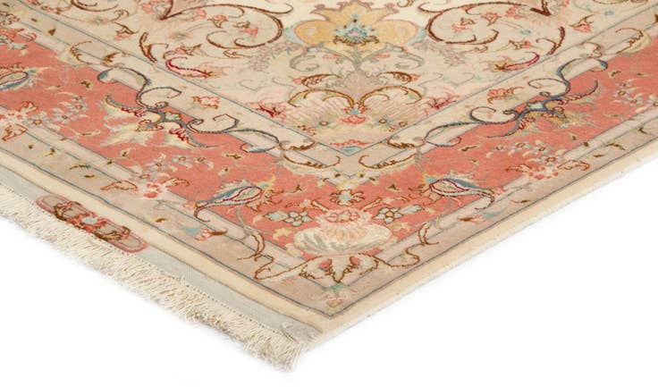 Detail image of 4' 10 x 7' Tabriz Rug
