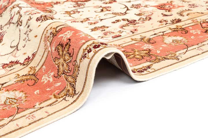 5' x 6' 11 Tabriz Rug