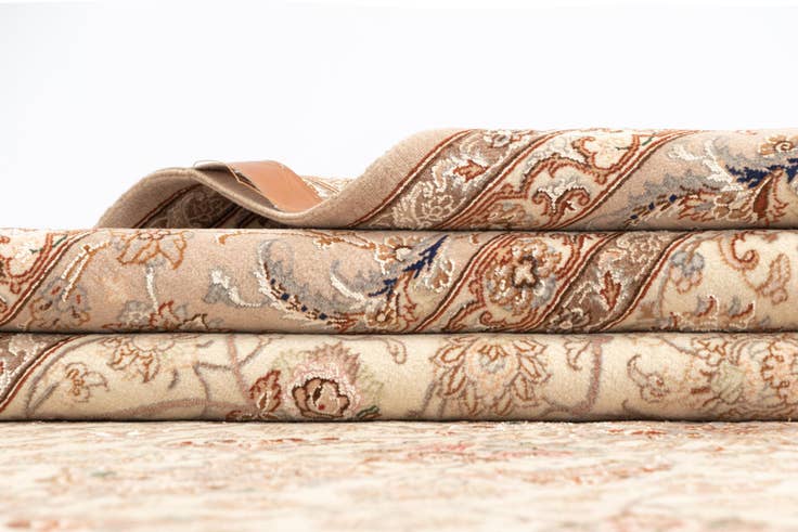 Detail image of 6' 4 x 9' 9 Tabriz Rug