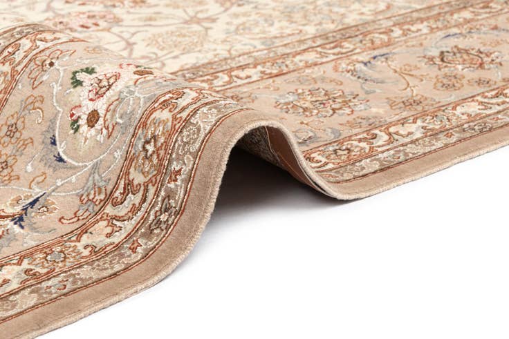 Detail image of 6' 4 x 9' 9 Tabriz Rug