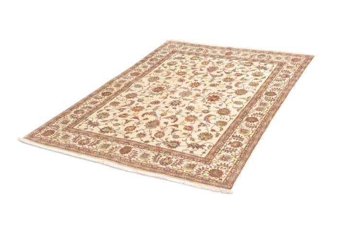 4' 11 x 6' 8 Tabriz Rug