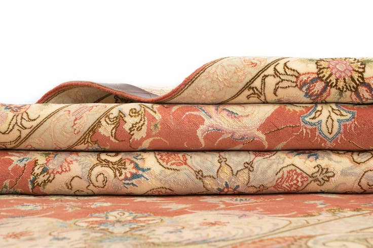 Detail image of 4' 10 x 7' 1 Tabriz Rug