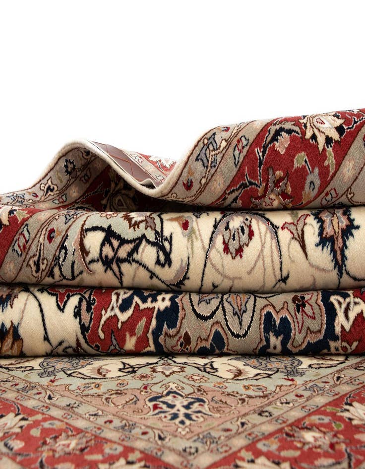 Detail image of 5' 1 x 6' 10 Tabriz Rug