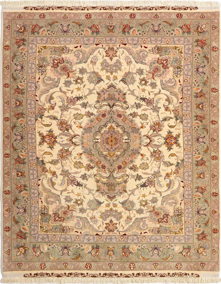 Detail image of 4' 11 x 7' Tabriz Rug