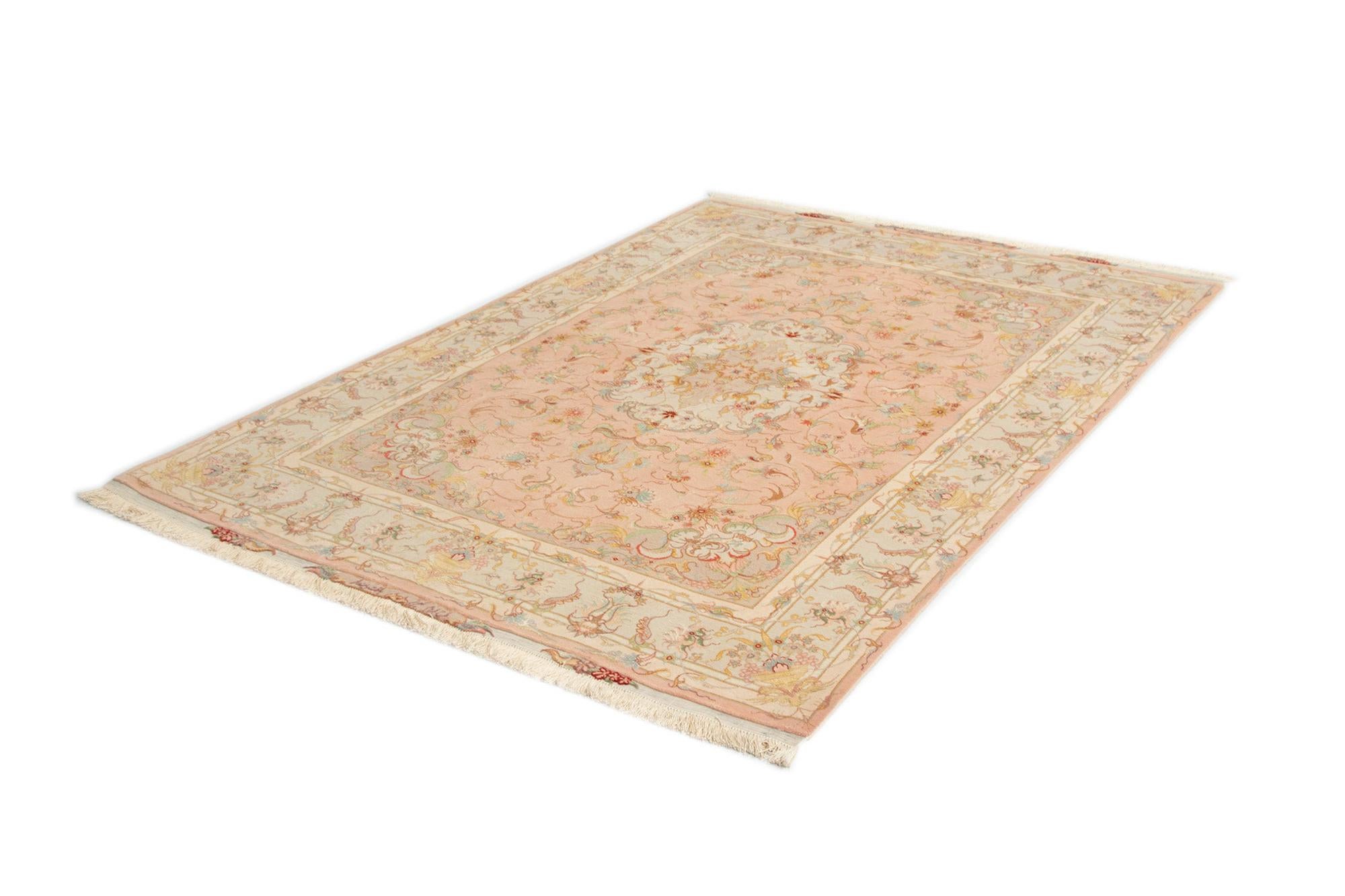 4' 11 x 7' Tabriz Rug
