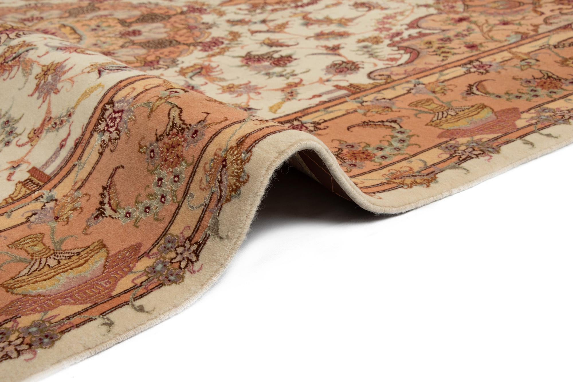 4' 10 x 6' 9 Tabriz Rug