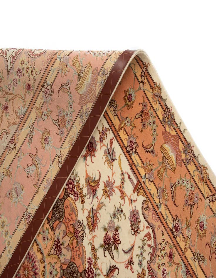 Detail image of 4' 10 x 6' 9 Tabriz Rug