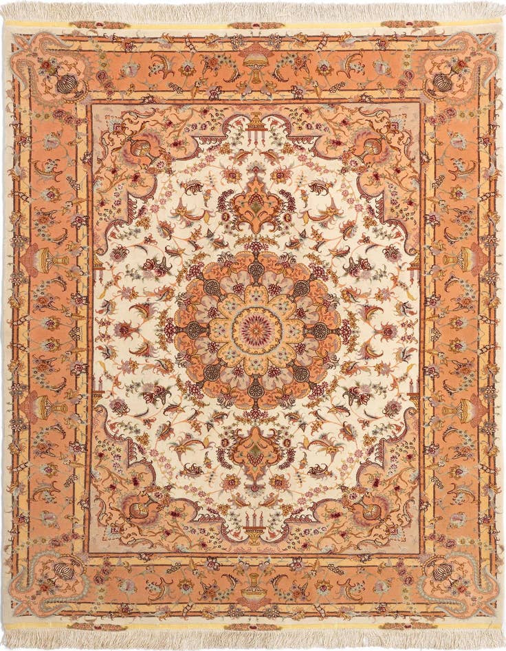 Detail image of 4' 10 x 6' 9 Tabriz Rug