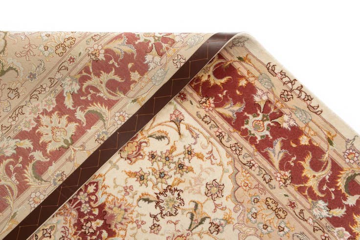 Detail image of 5' 1 x 6' 10 Tabriz Rug