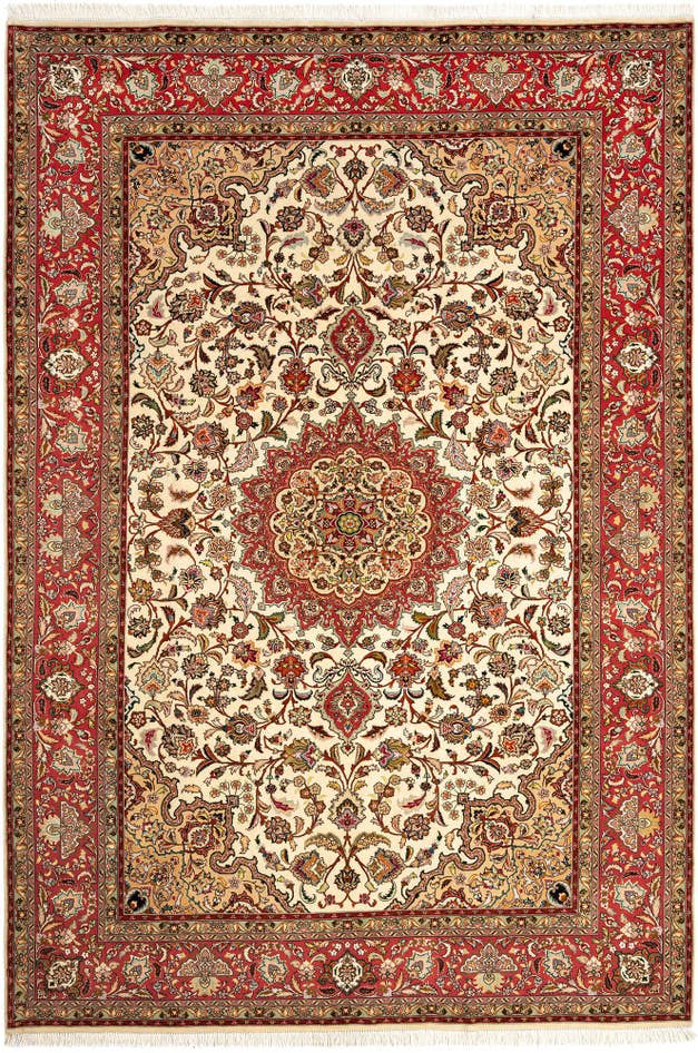Detail image of 6' 8 x 9' 11 Tabriz Rug