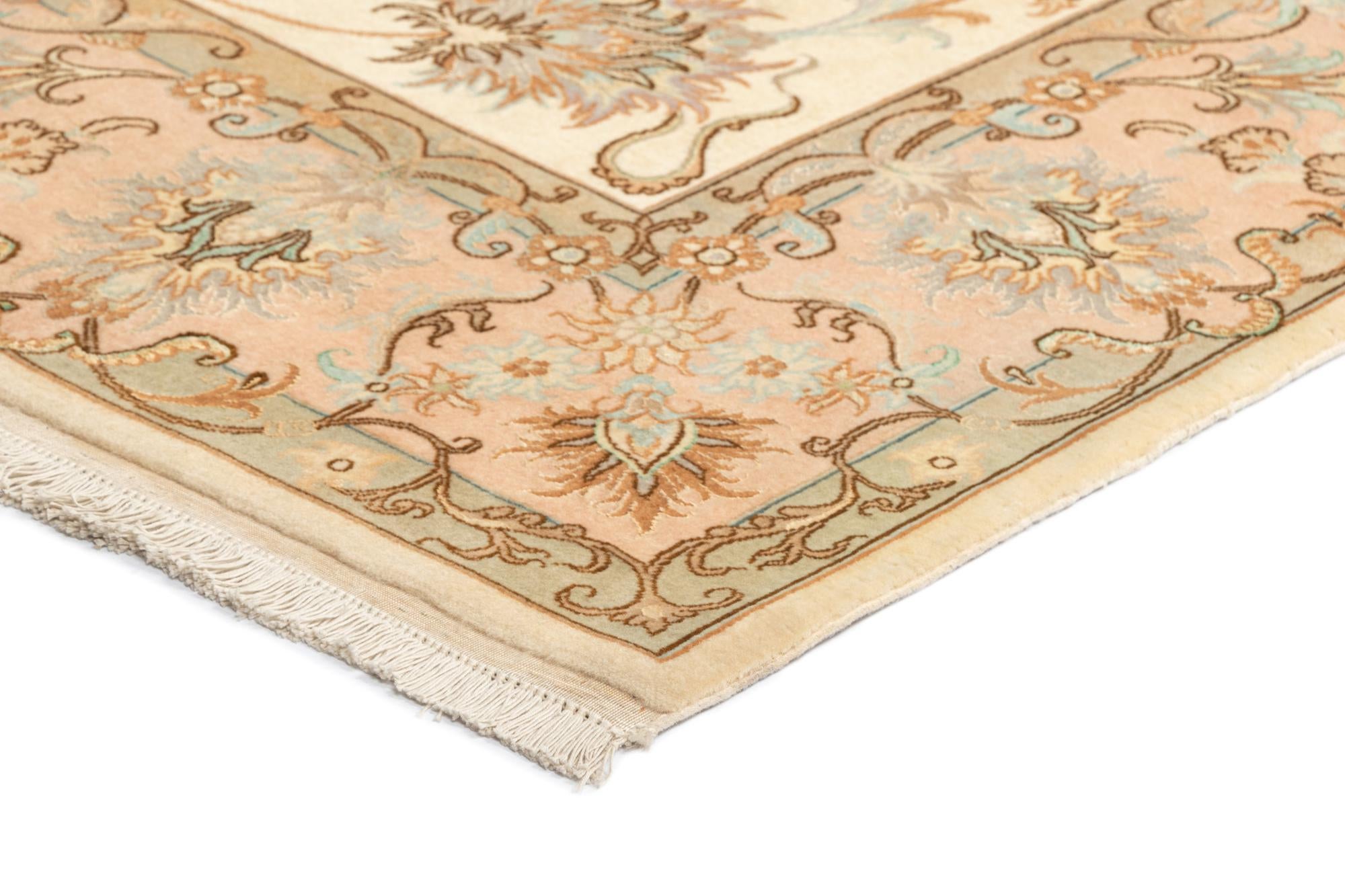 4' 10 x 8' 3 Tabriz Rug
