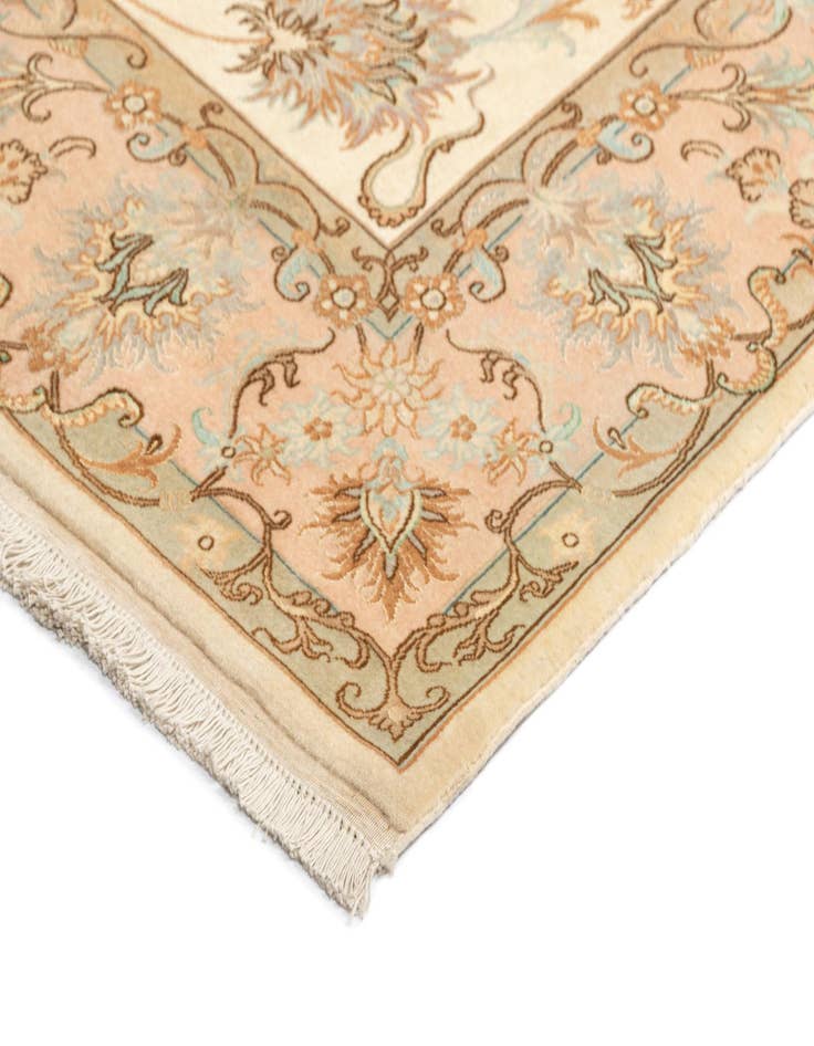 Detail image of 4' 10 x 8' 3 Tabriz Rug