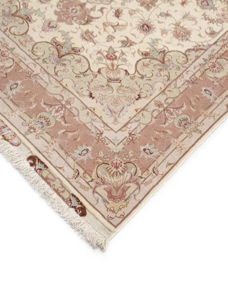 Detail image of 5' 1 x 7' 1 Tabriz Rug
