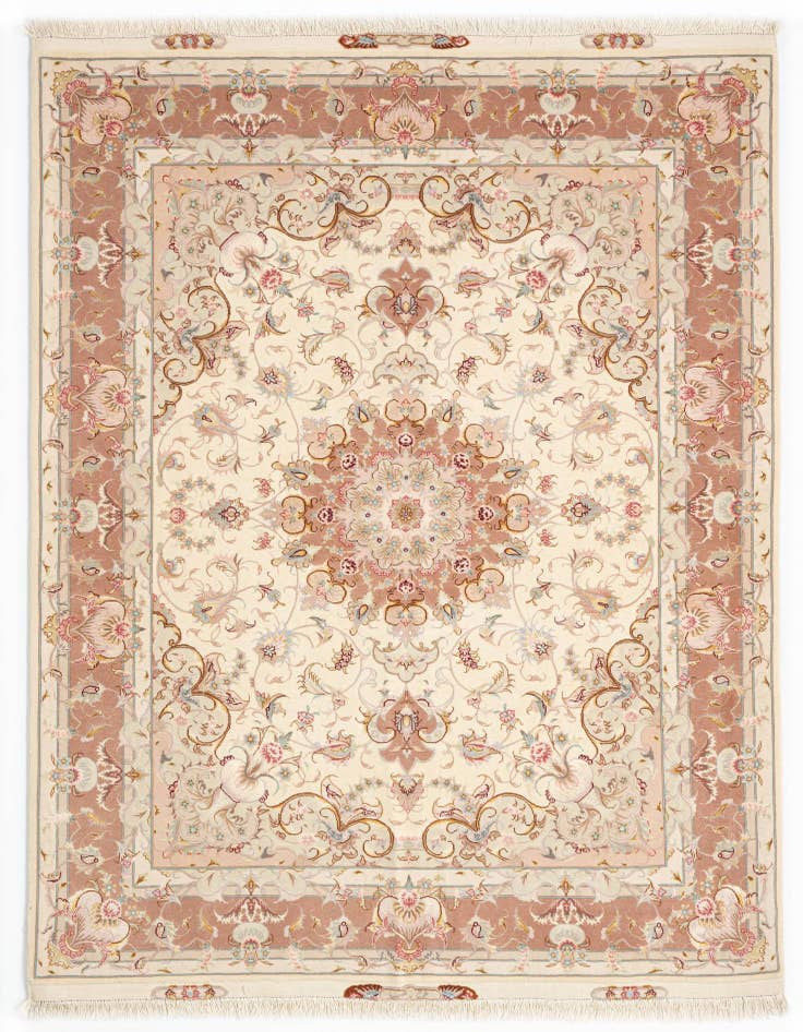 Detail image of 5' x 6' 10 Tabriz Rug