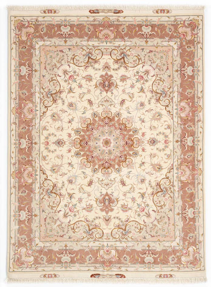 Detail image of 5' x 6' 10 Tabriz Rug