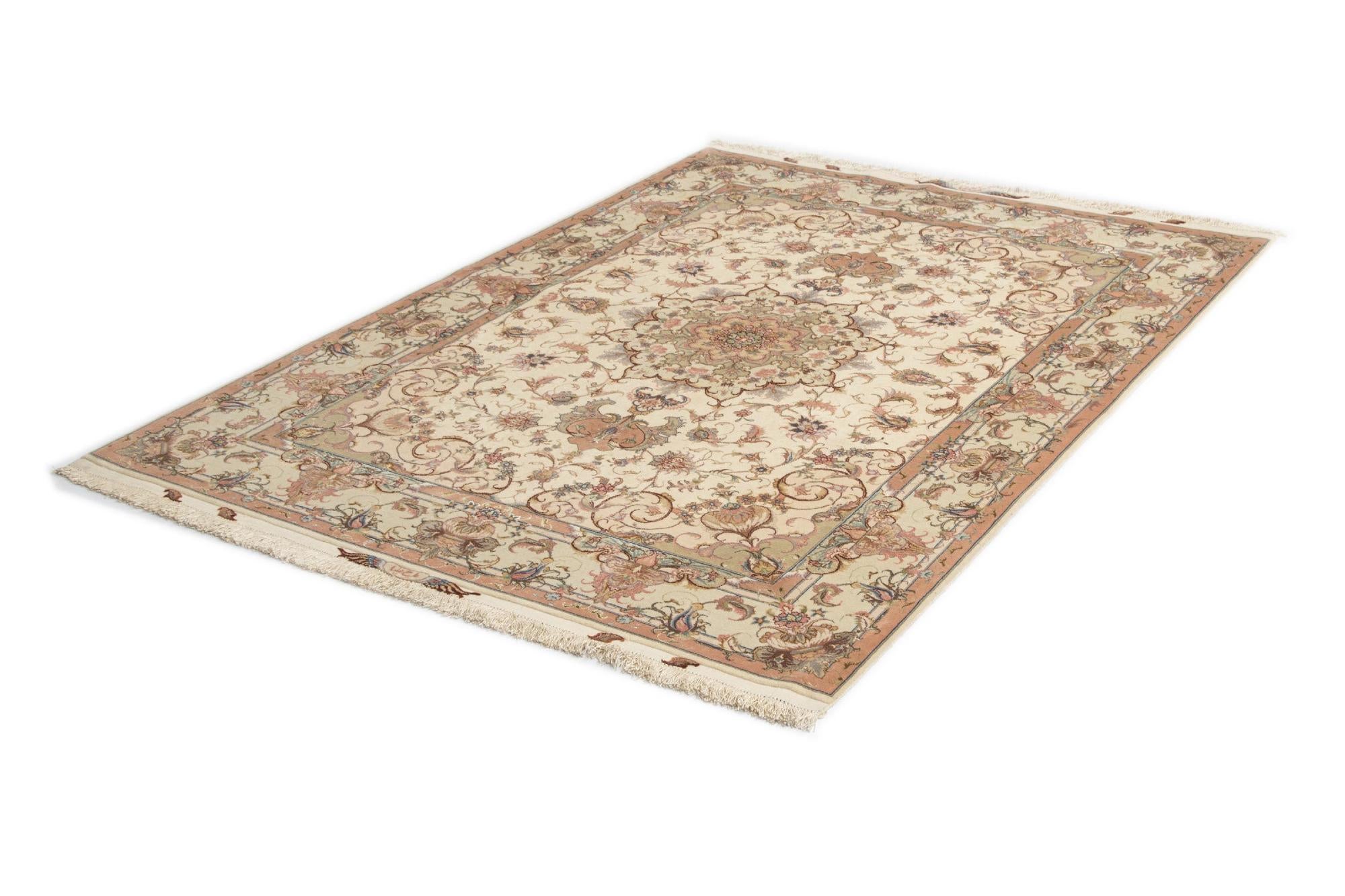 5' x 6' 11 Tabriz Rug