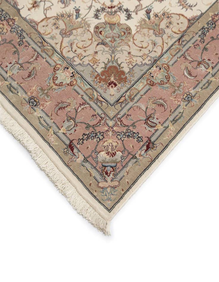 Detail image of 4' 11 x 6' 8 Tabriz Rug