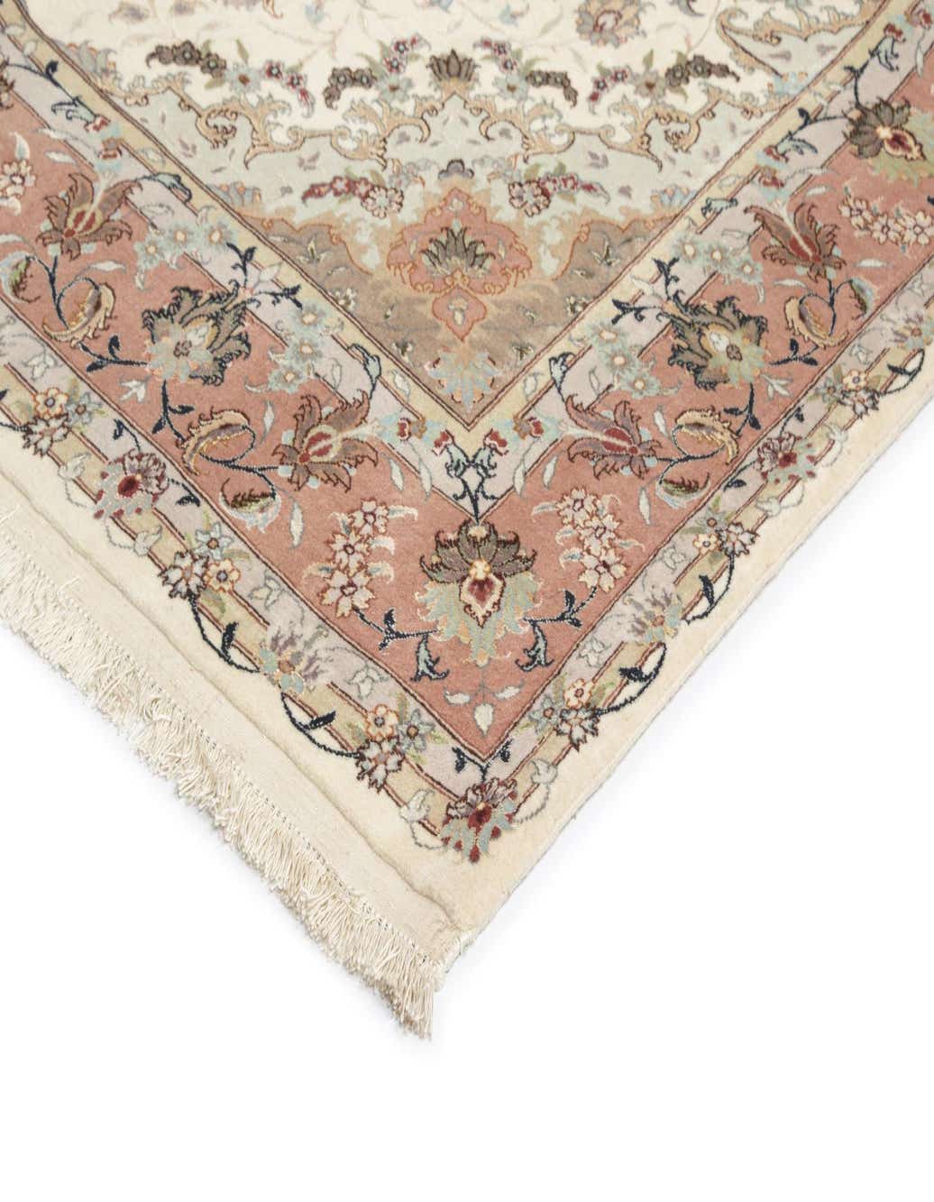 Detail image of  5' 1 x 6' 9 Tabriz Rug