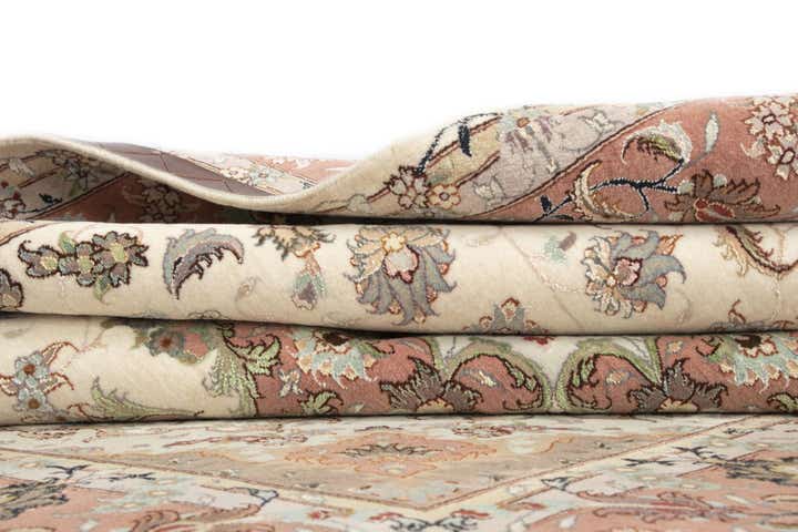 5' 1 x 6' 9 Tabriz Rug