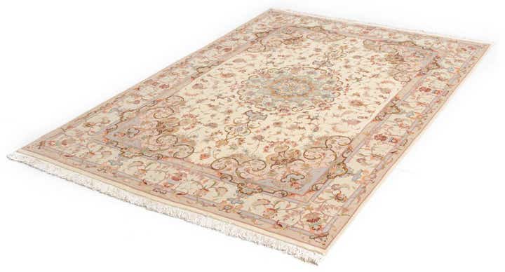 4' 11 x 6' 8 Tabriz Rug