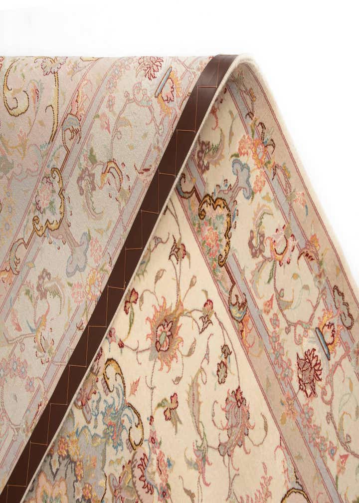 4' 11 x 6' 8 Tabriz Rug