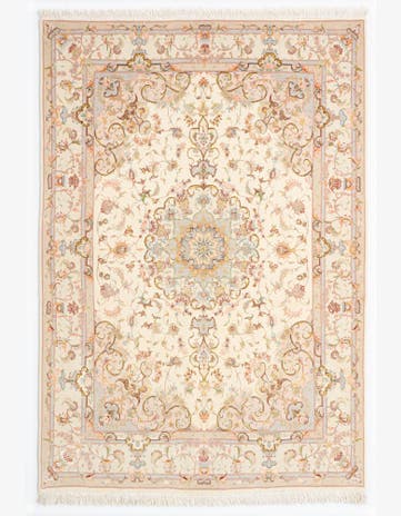 4' 11 x 6' 8 Tabriz Rug