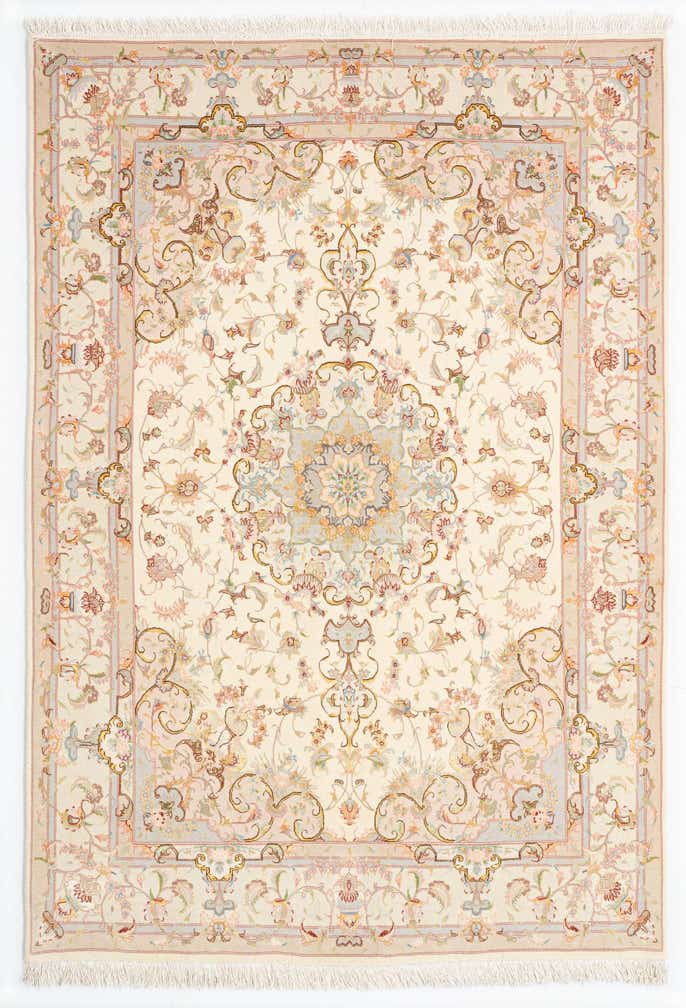 4' 11 x 6' 8 Tabriz Rug