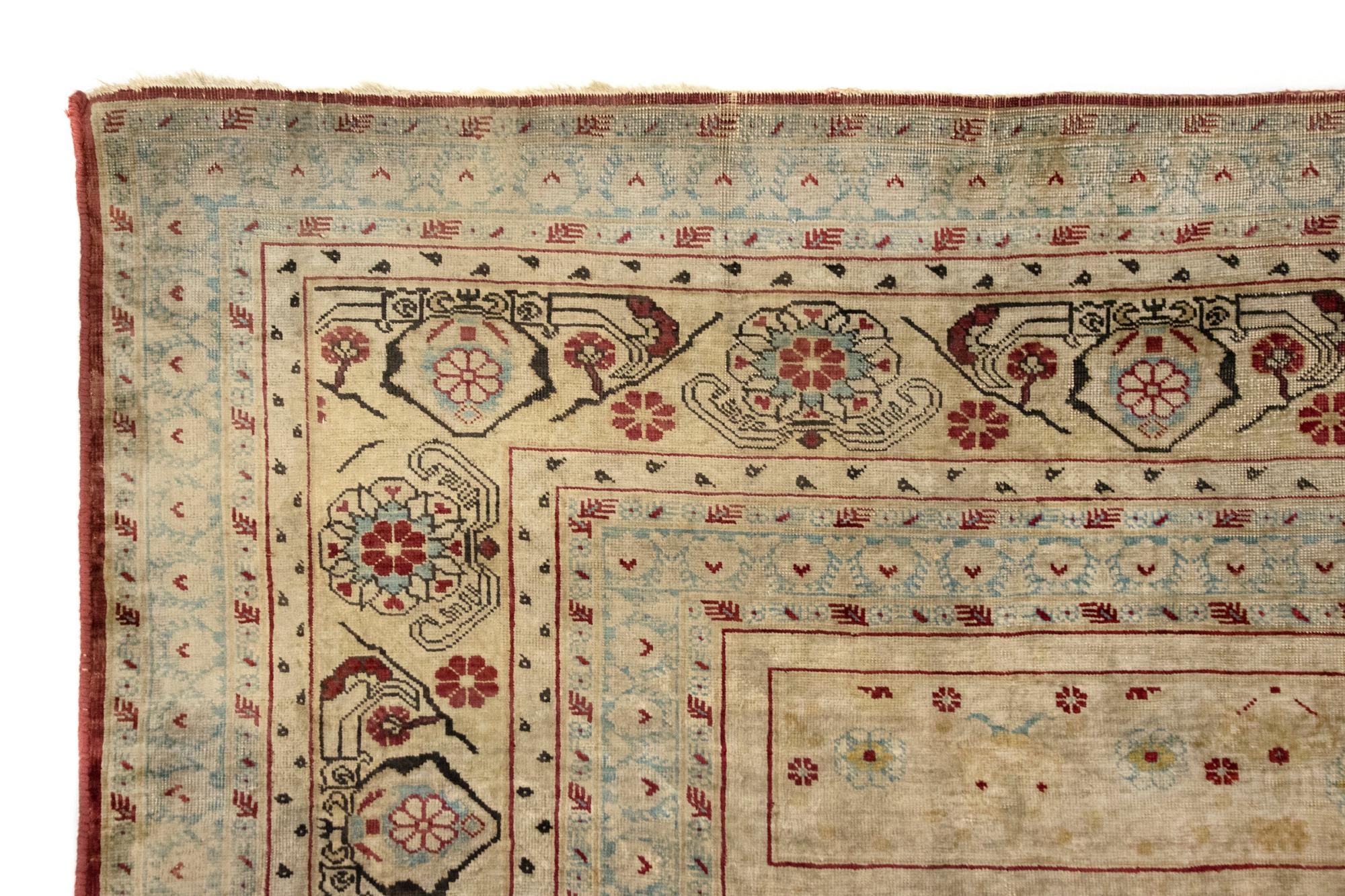 3' 11 x 5' 6 Tabriz Rug