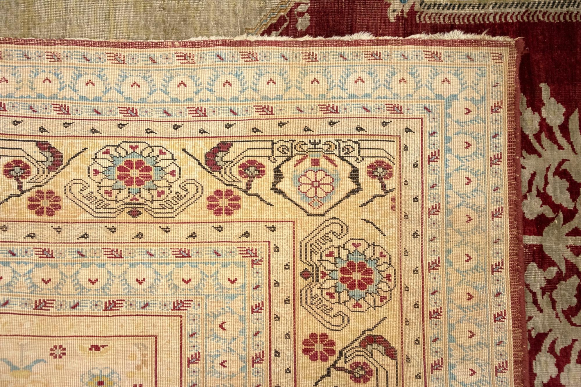 3' 11 x 5' 6 Tabriz Rug