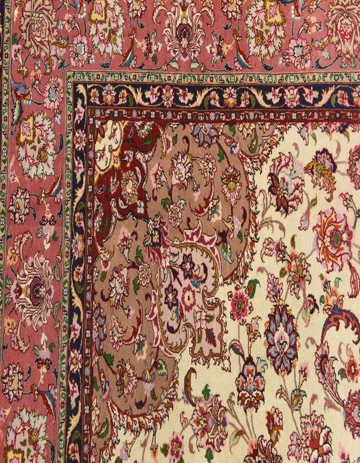 Detail image of 6' 6 x 10' Hand Knotted Tabriz Persian Rug