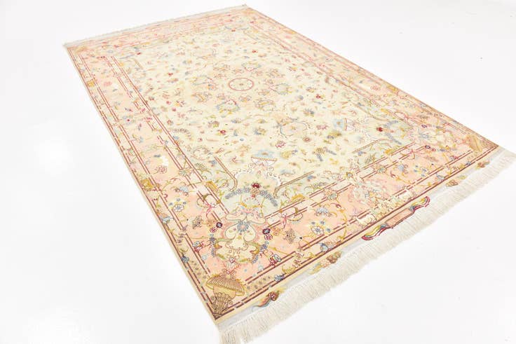Detail image of 6' 6 x 10' Hand Knotted Tabriz Persian Rug