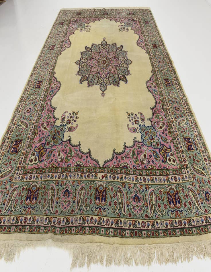 Detail image of 9' 4 x 13' Hand Knotted Tabriz Wool Rug