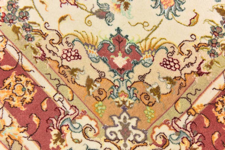 Detail image of 3' 3 x 5' 1 Hand Knotted Tabriz Persian Rug