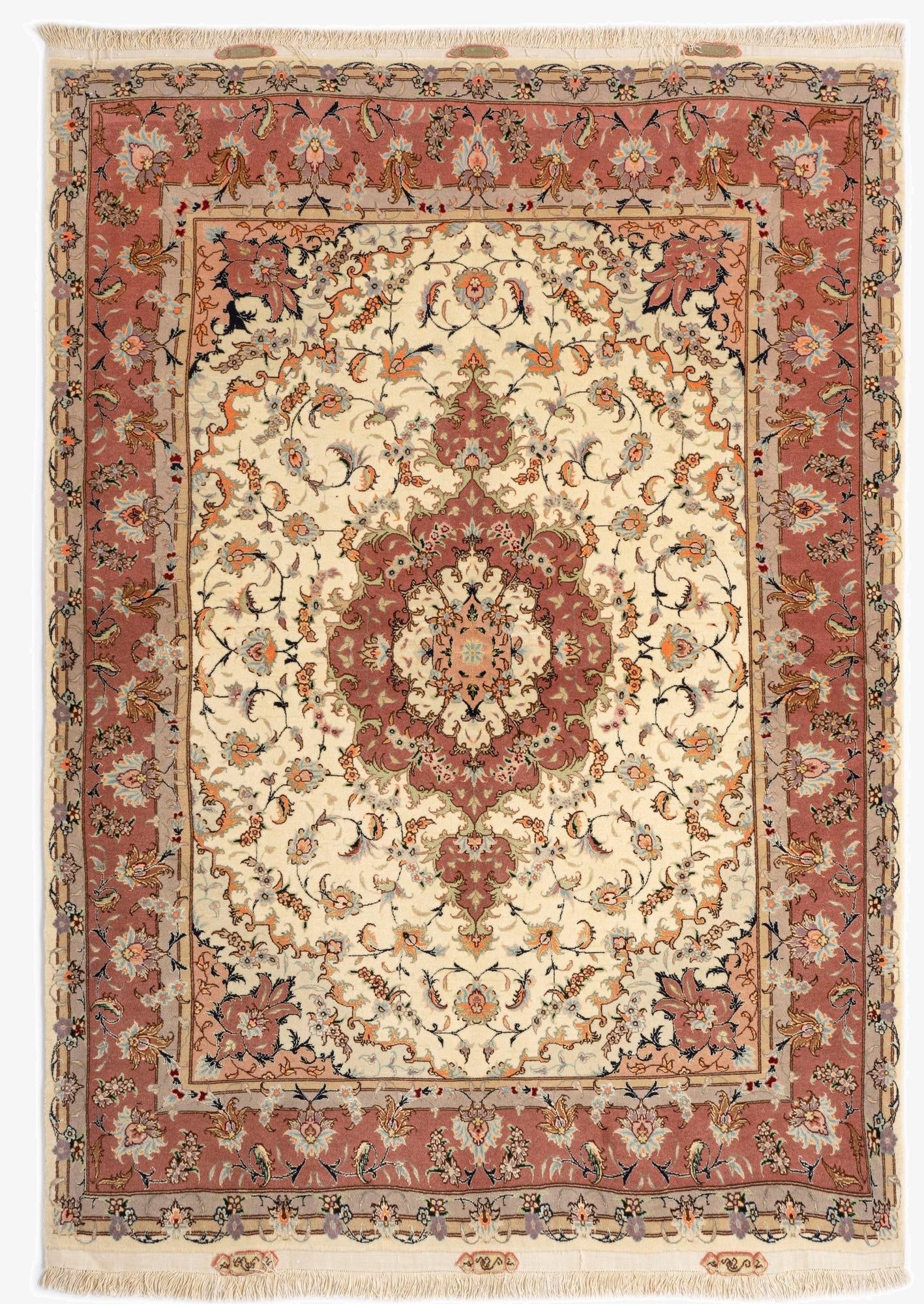5' x 7' Tabriz Rug