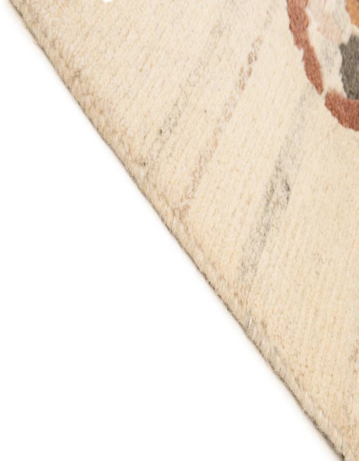 Detail image of 6' 8 x 8' 1  Hand Knotted Tibet Wool Rug