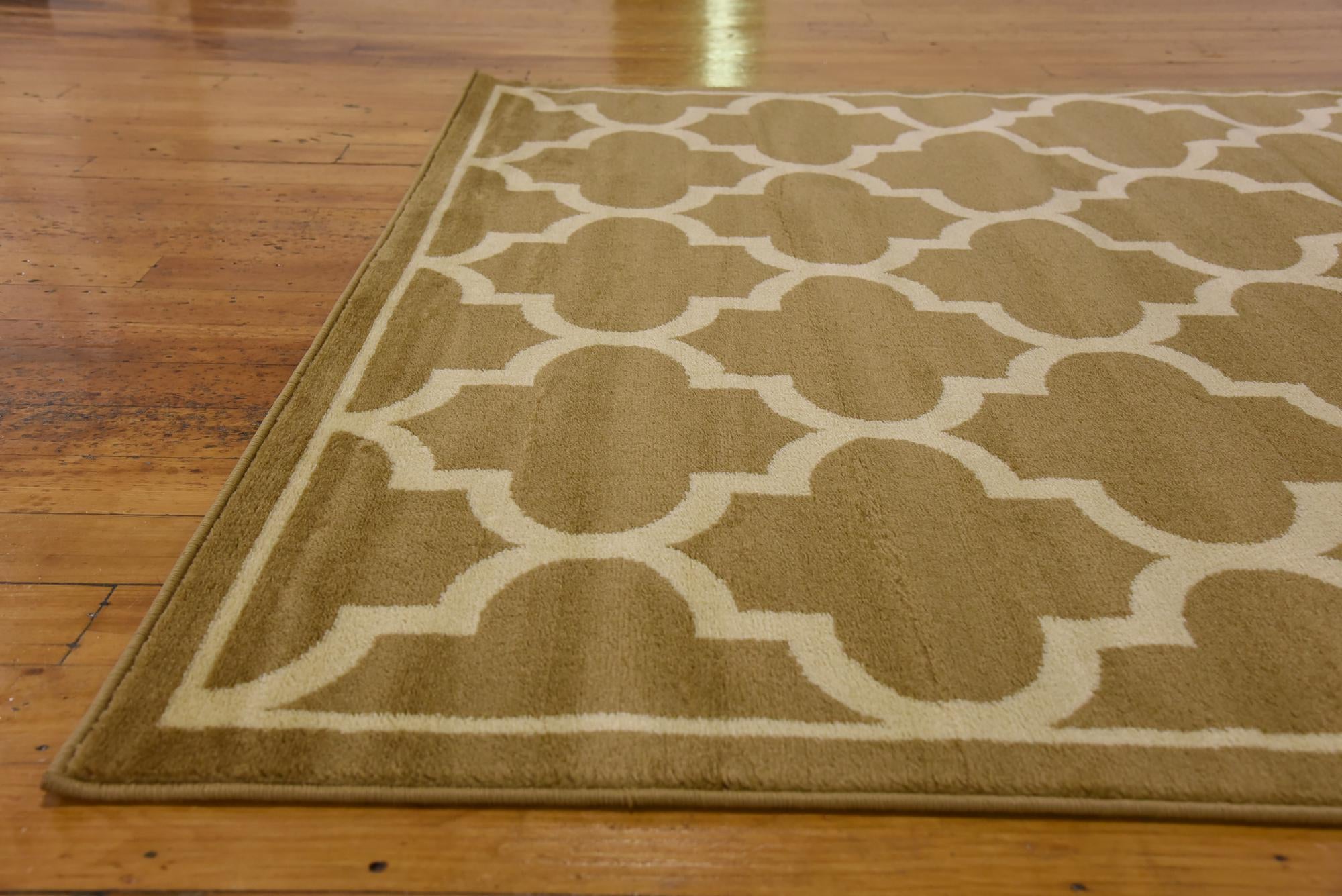 5' 3 x 7' 2 Trellis Rug