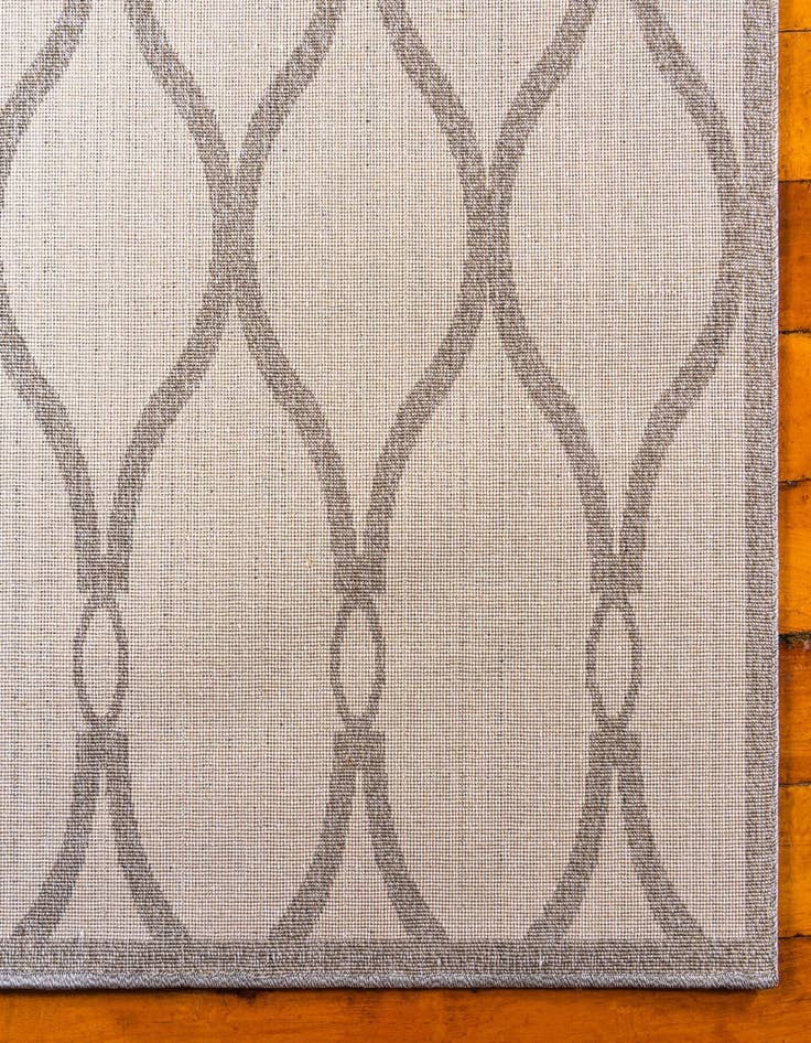 Detail image of 9' x 12' Trellis Rug