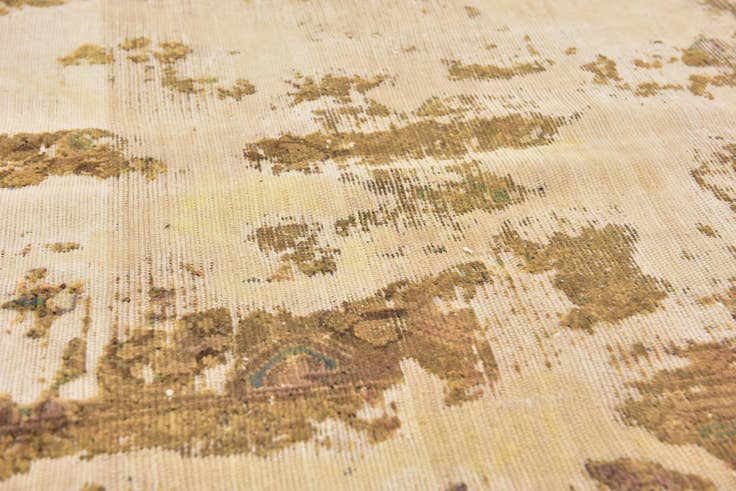 Detail image of 3' 2 x 5' 7 Hand Knotted Ultra Vintage Persian Wool Rug