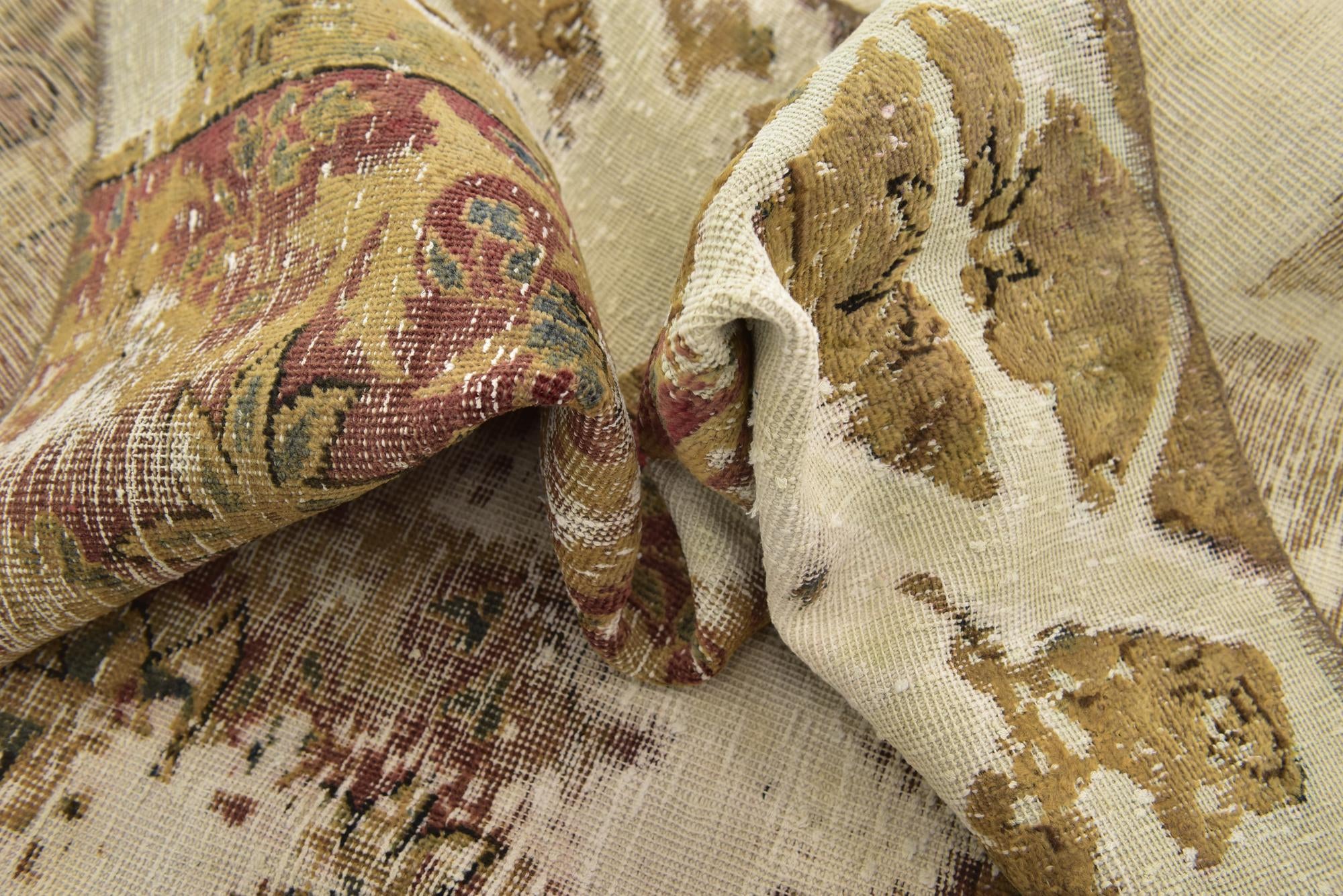 4' x 6' Hand Knotted Ultra Vintage Persian Wool Rug